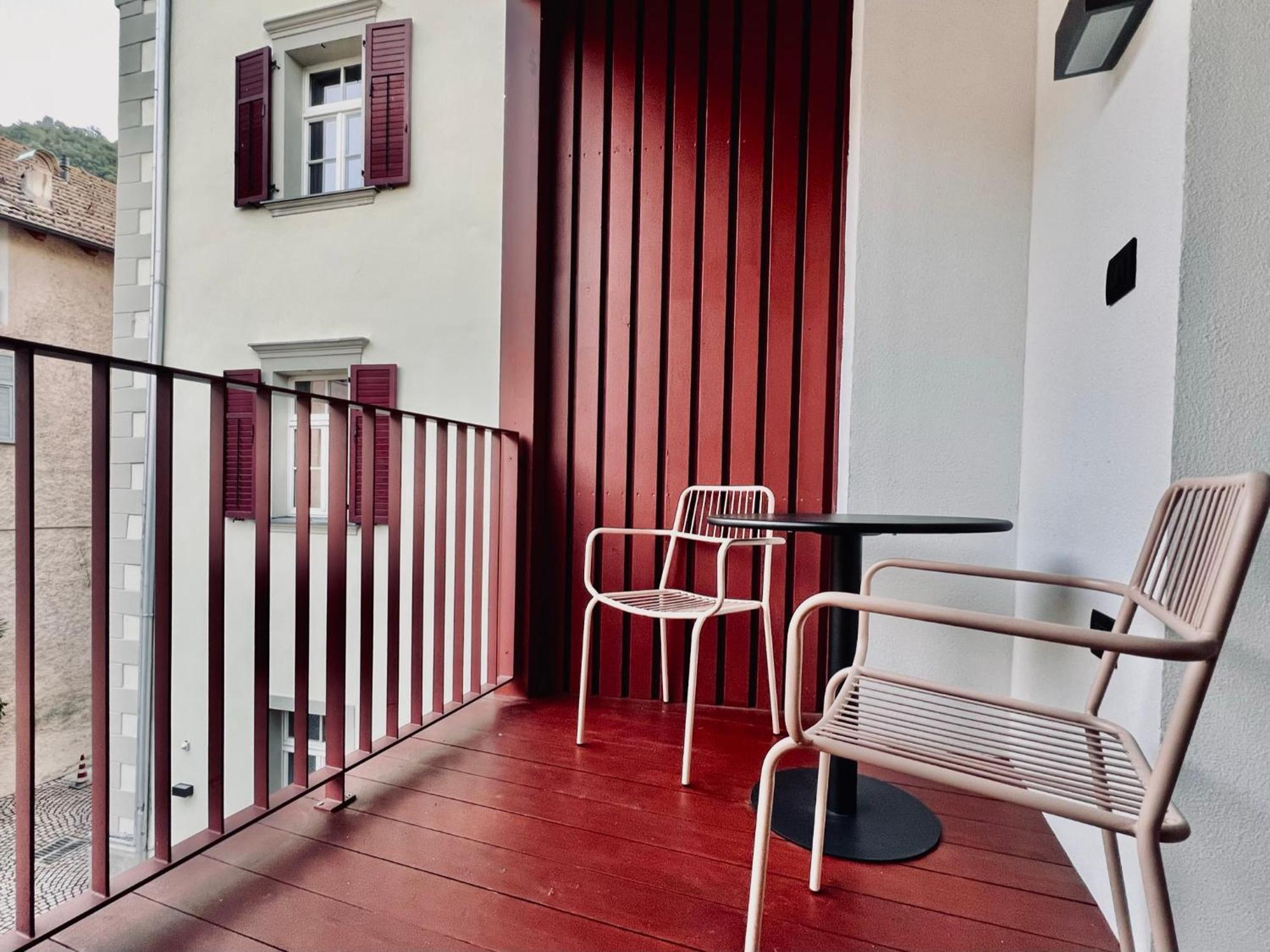 Haus Noldin - Historische Herberge - Dimora Storica Salorno Bagian luar foto