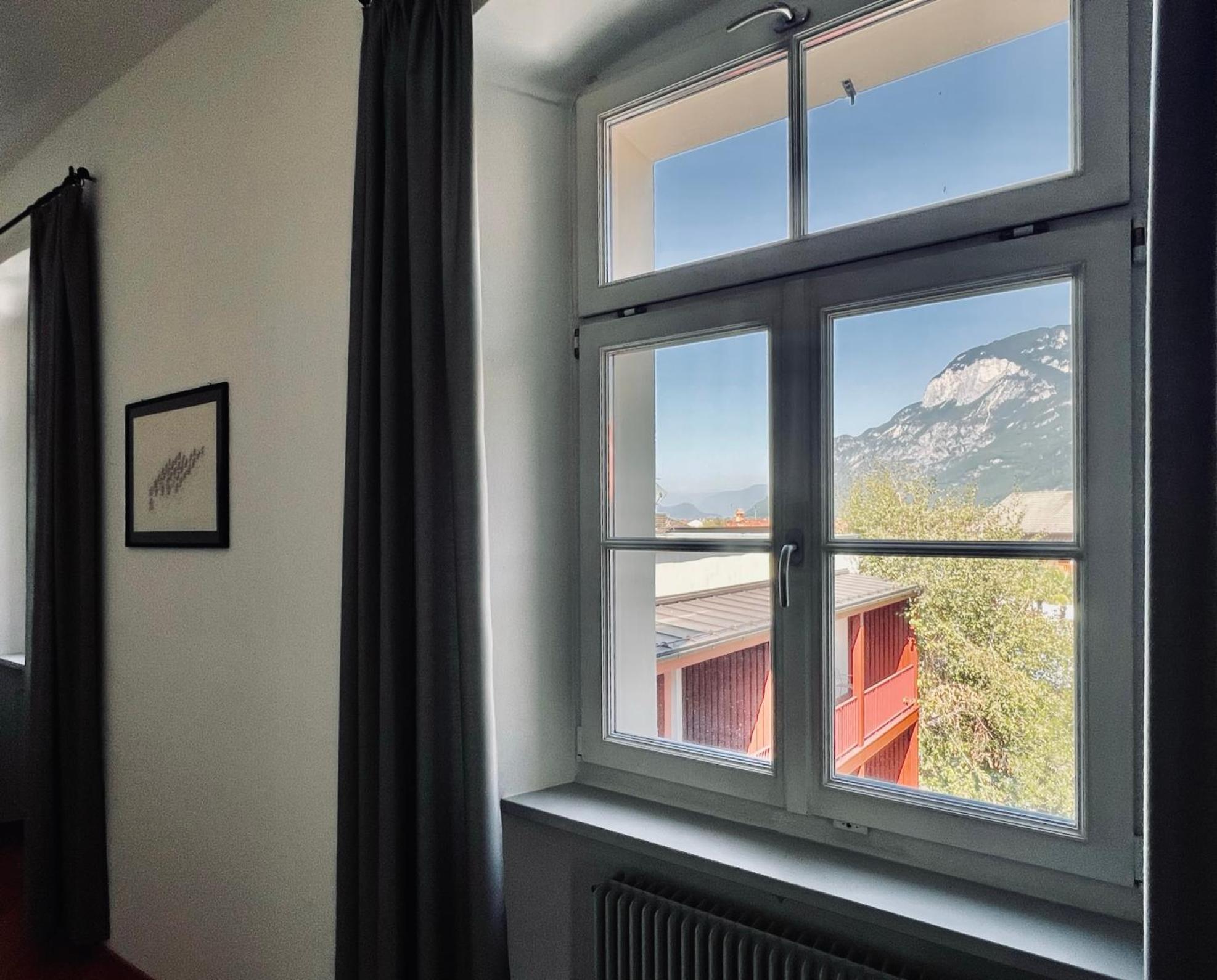 Haus Noldin - Historische Herberge - Dimora Storica Salorno Bagian luar foto